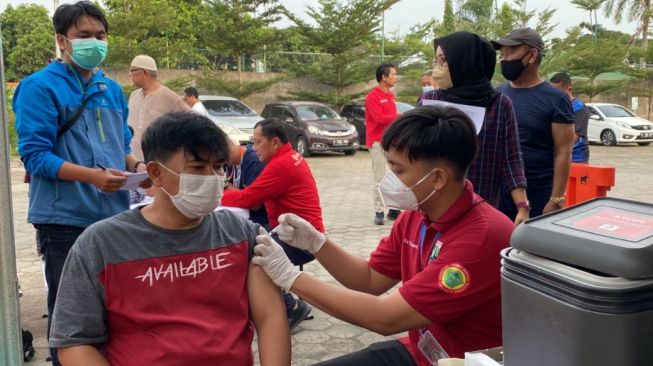 Kebut Vaksinasi Jelang Lebaran, BIN: Tiga Hari Suntik 13 Ribu Lebih Warga Banten