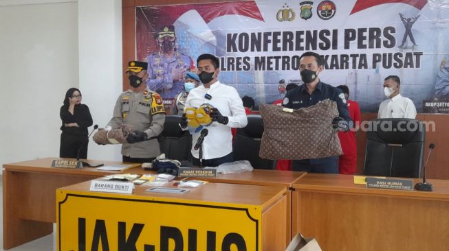 Polisi Sebut Gegara Motif Asmara, Penyebab Pemerkosaan Berujung Maut di Sumur Batu