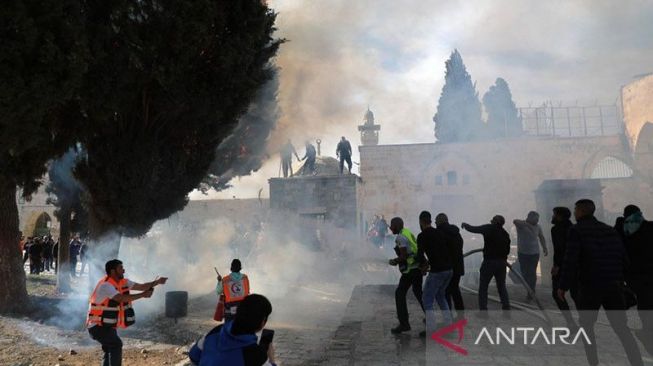 Hamas Serukan Perlawanan Terhadap Pengepungan Masjid Al Aqsa