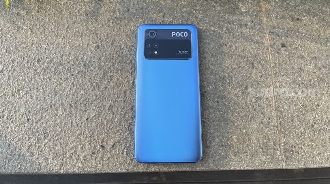 Poco M4 Pro. [Suara.com/Dicky Prasetya]