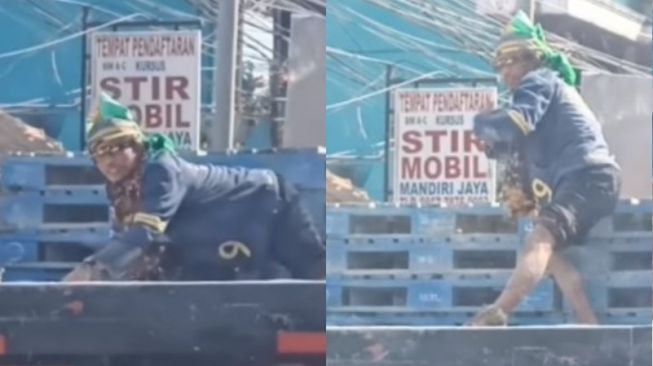 Ketimbang Bosan, Pria Nyentrik Ini Keluarkan Jurus Kayak Orang Debus di Bak Mobil, Warganet: Menghibur atau Kesurupan?