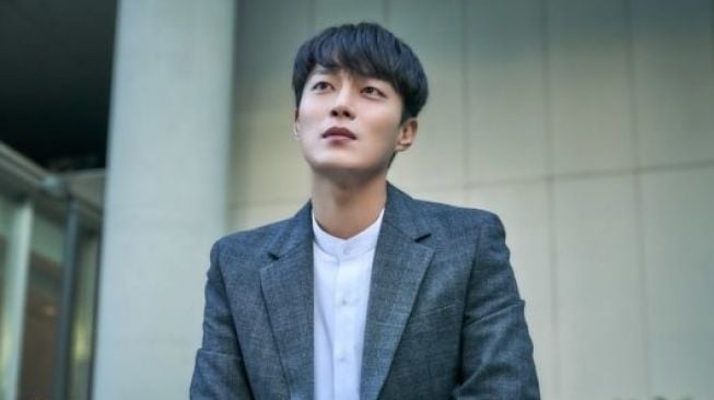 Yoon Doojoon Highlight Ungkap Alasan Bintangi Drama Komedi Ini