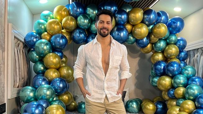 Varun Dhawan Baru Ultah ke-35, Ini 5 Film Terbaiknya