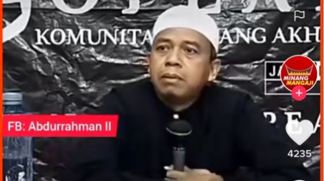 Viral! Ustaz Ini Sebut Para Penolak Sistem Khilafah di Indonesia Kafir, Begini Penjelasannya