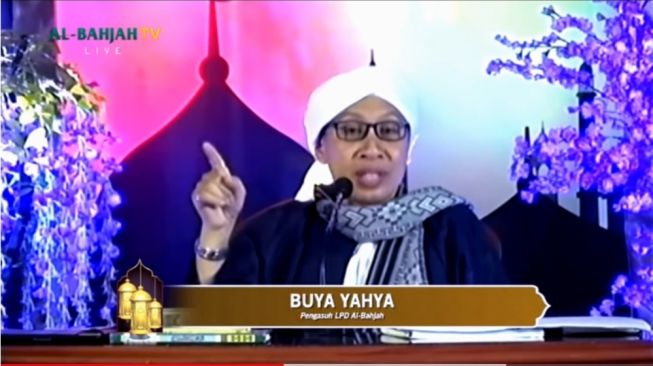 Hukum Pakai Baju Baru Lebaran, Buya Yahya: Pakai Baju Bagus Kalau Bisa Baru