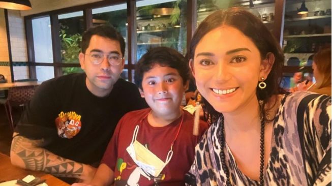 Ichan Rei Bersama Rafello Dimitri Rizky dan Thalita Latief [Instagram/thalitalatief]