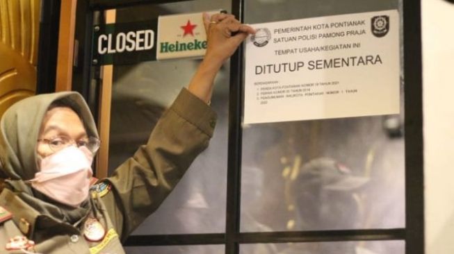 Langgar Waktu Operasional Selama Ramadhan, Pemkot Segel Bar dan Kafe Kenzo