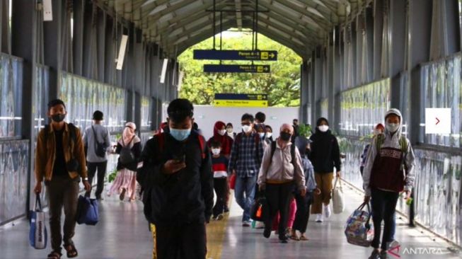 Puncak Arus Balik di Stasiun Malang, 21.585 Tiket Jarak Jauh Ludes Terbeli