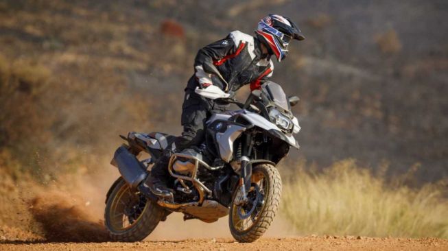 Gandeng Pangea, BMW Motorrad Spanyol Hadirkan Paket Wisata Otomotif