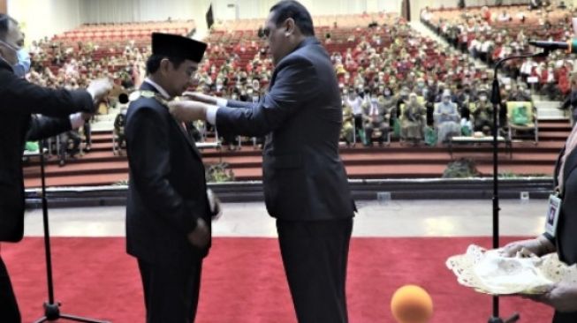 Majelis Wali Amanat (MWA) Universitas Hasanuddin melantik Prof Jamaluddin Jompa sebagai Rektor Unhas untuk periode masa jabatan 2022-2026, Rabu 27 April 2022 [SuaraSulsel.id/DKSR Unhas]