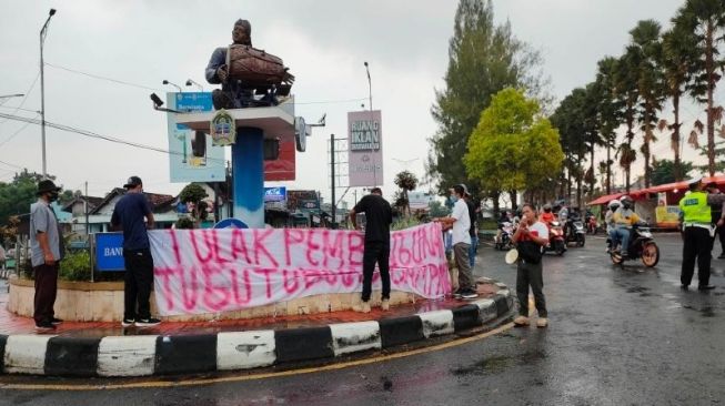 DPRD Gunungkidul Tolak Rencana Pembangunan Tugu Tobong Gamping di Bundaran Siyono, Ini Alasannya