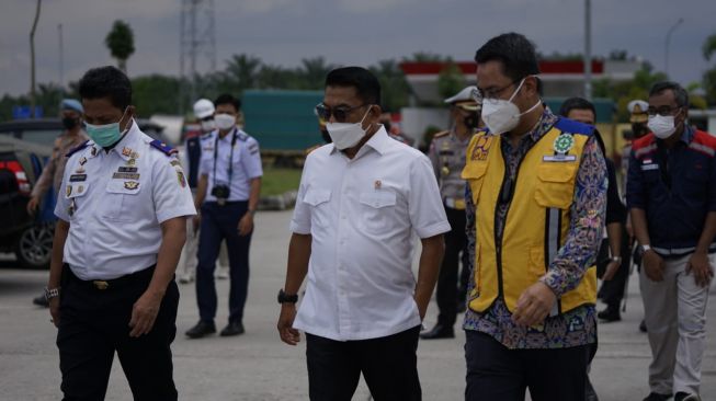 Cek Persiapan Arus Mudik Jalur Sumatra, Moeldoko: Jangan Sampai Euforia Pemudik Berubah Jadi Kecewa