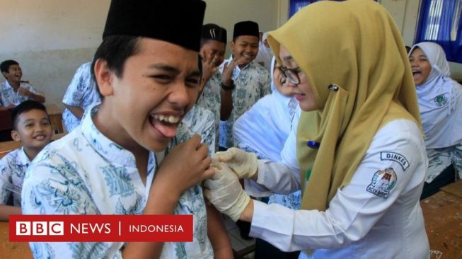 Vaksin Halal Wajib Disediakan Pemerintah, Apa Dampak Jangka Panjangnya?