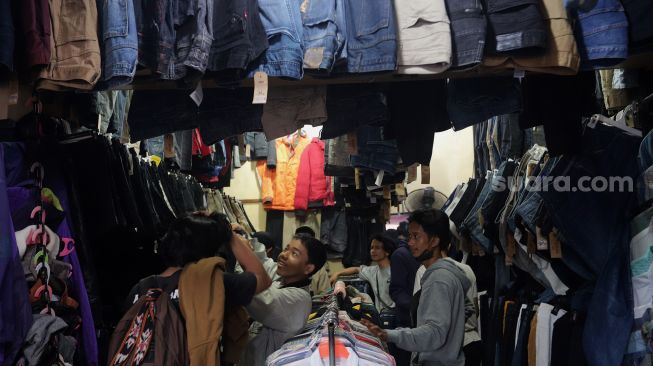 Impor Pakaian Bekas Menganggu Industri Tekstil Dalam Negeri, Jokowi Bakal Lakukan Hal Ini