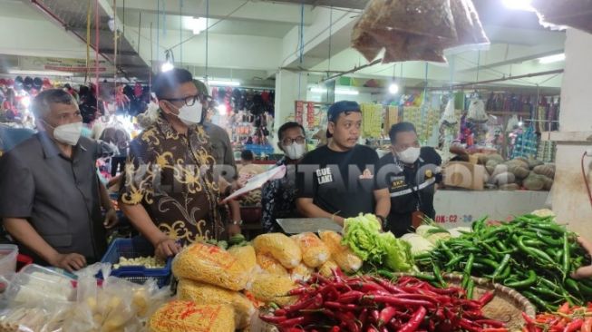 Basri Rase Pastikan Stok Bahan Pangan di Bontang Jelang Lebaran Aman