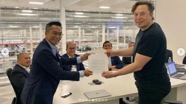 Temui Elon Musk, Saham Perusahaan Anindya Bakrie Ikut Terbang Seperti Mayora?