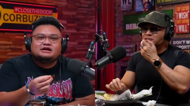 Pertama Cicipi Belalang Goreng Bareng Bang Mpin, Wajah Deddy Corbuzier Bikin Warganet Ngakak