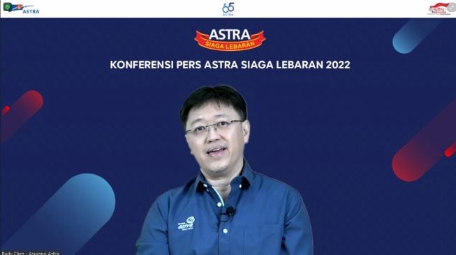 President Director Asuransi Astra, Rudy Chen sedang memaparkan penjelasan mengenai program Asuransi Astra dalam rangkaian Astra Siaga Lebaran (ASL) 2022 [Asuransi Astra].