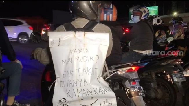 Kata-kata Kreatif hingga Nyeleneh Takut Ditanya Kawin Nempel di Motor Pemudik