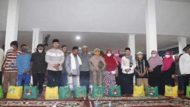 Gelar Bukber, Mulkan Ajak ASN Sisihkan Gaji untuk Bersedekah