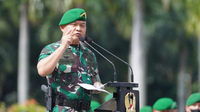 Sahabat Jenderal Dudung Disebut Kuasai Proyek Pengadaan Alutsista, Ini Penjelasan TNI AD