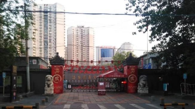 Omicron Meluas di Beijing, Ribuan Orang Dirawat