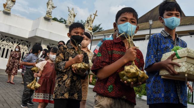 Termasuk Pakai Air Kapur Sirih, Ini Tips dan Resep Ketupat agar tidak Cepat Basi