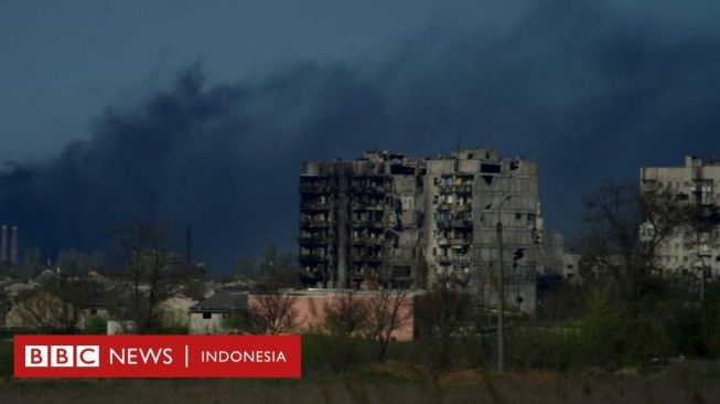 Sekelompok Warga Berhasil Kabur dari Pabrik Baja yang Dikepung Rusia