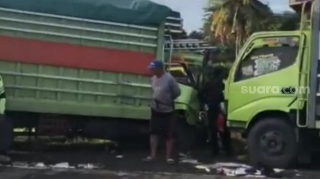 Truk Tabrakan Beruntun di Jalur Mudik Kabupaten Wajo, 2 Orang Meninggal Dunia