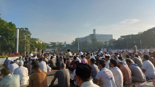 Salat Id di Lapangan Gasibu Bandung, Ridwan Kamil: Ini Adalah Rekor Jamaah