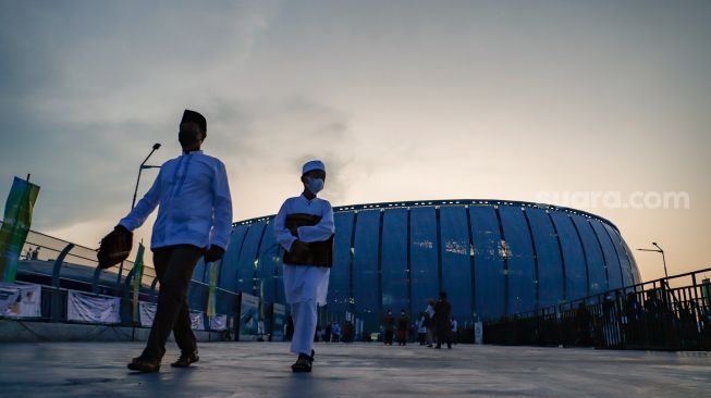 Bukan Anies Baswedan Yang Bangun Stadion JIS, Netizen Ini Bongkar Fakta Sesungguhnya