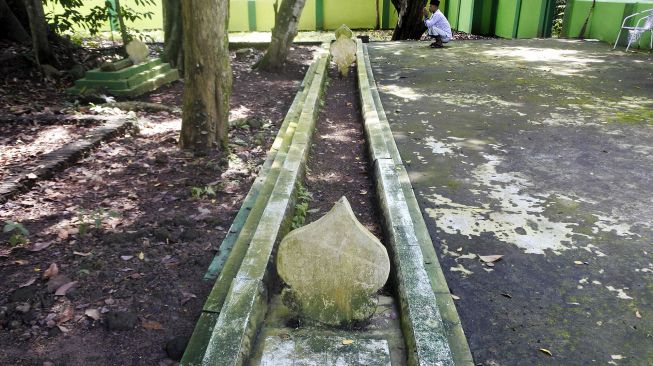 Makam Penyebar Agama Islam di Banten Panjangnya Capai 8 Meter