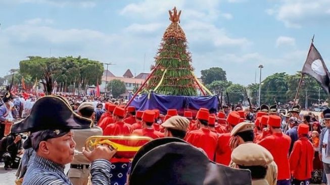 Mengenal 10 Tradisi Syawalan di Berbagai Daerah Unik dan Penuh Makna Filosofi