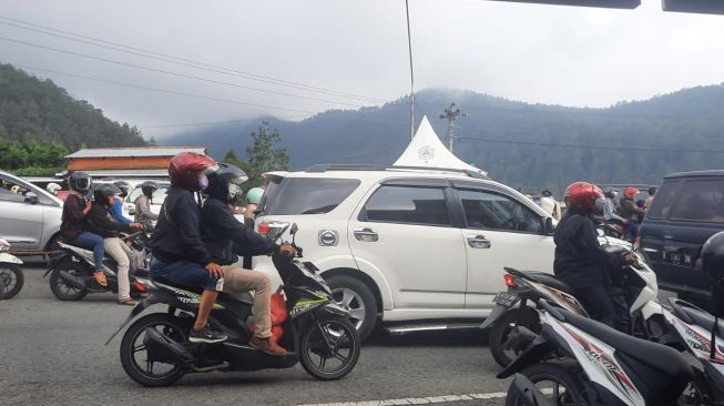Ingin ke Jawa Timur Via Gunung Lawu? Catat Deretan Simpul Macet di Tawangmangu