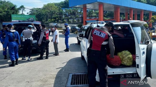 Kendaraan Arus Balik Lebaran di NTB Mulai Meningkat 70 Persen, Polda Sebut Masih Aman dan Lancar