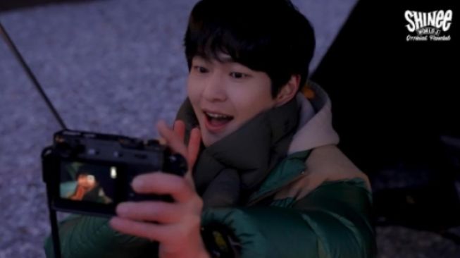 Isi Libur Lebaran dengan Berkemah, Simak 4 Tips Camping ala Onew SHINee