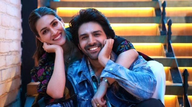 Kriti Sanon Jawab soal Rumor Dirinya Berkencan dengan Kartik Aaryan