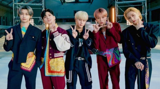 Monsta X Sukses Boyong Trofi Pertama di Ajang Show Champion Lewat Lagu Love