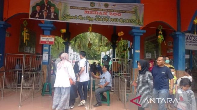 Libur Lebaran, Ribuan Masyarakat Kunjungi Medan Zoo