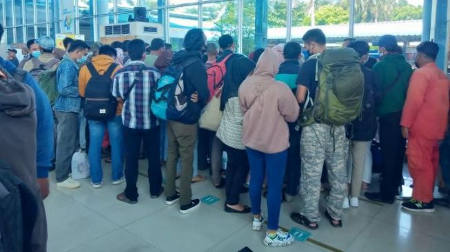 Keluhan Pemudik Terkait Bukti Fisik Tiket Tercetak Lama, Ini Penjelasannya