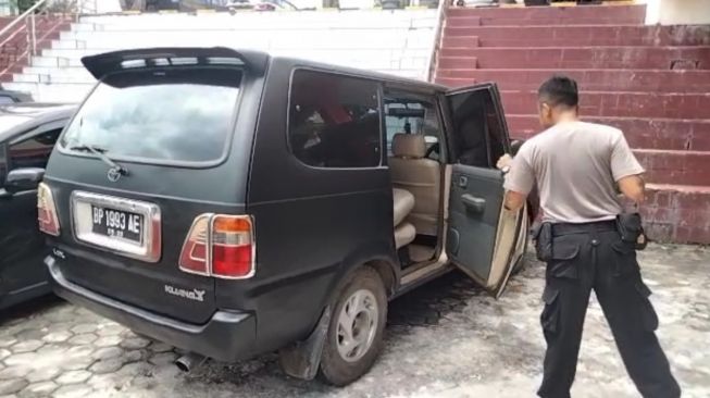 Mobil Kijang di Tanjungpinang Kedapatan Isi Solar Subsidi Berulang-ulang, Tertangkap Tangan Saat Beraksi