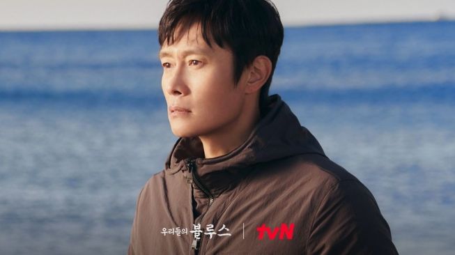 5 Potret Lee Byung Hun di Our Blues, Bakal Bersatu Lagi dengan Shin Min Ah di Episode Terbarunya