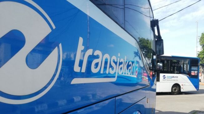 Bus Transjakarta Digeruduk Pasukan Ojol, Sopir dan Kondektur Disebut Alami Kekerasan