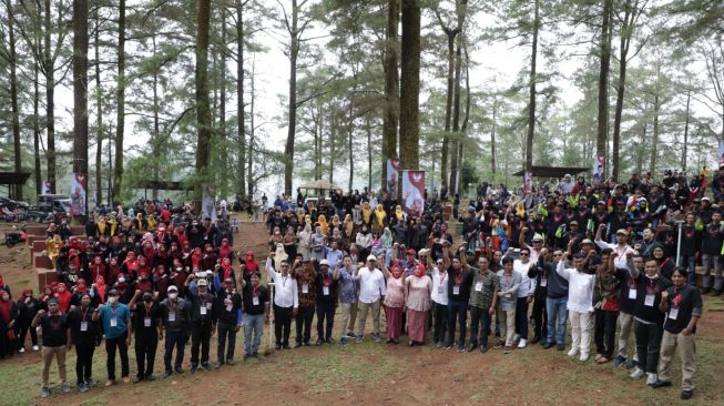 Wujudkan Kesejahteraan Desa dan Wong Cilik, Ganjar Dapat Dukungan dari Relawan Desa di Sulsel