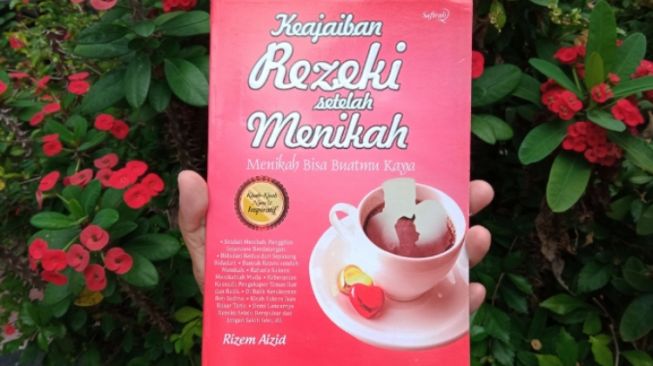 Ulasan Buku Keajaiban Rezeki Setelah Menikah, Bukan Hanya Soal Urusan Ranjang