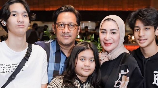 Potret Arlova Anak Bungsu Andre Taulany (Instagram/@lovataulany)