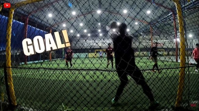 Momen Ria Ricis Temani Suami Futsal (YouTube/Ricis Official)