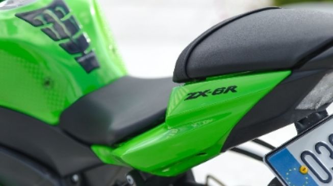 Harga ZX6R: Lengkap dengan Spesifikasi dan Fiturnya, Bikin Penasaran