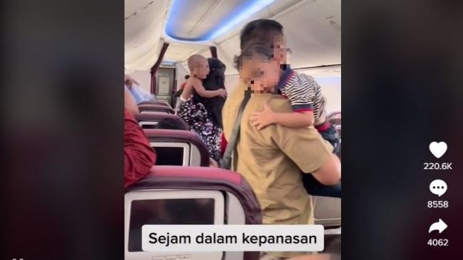 Viral AC Pesawat Diduga Malaysia Airlines Rusak, Sejumlah Anak Nangis Kegerahan Hingga Buka Baju