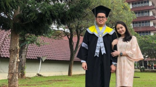 8 Gaya Pacaran Jessica Anastasya dan Ilham Ramadhan, Jarang Pamer Foto Mesra di Media Sosial